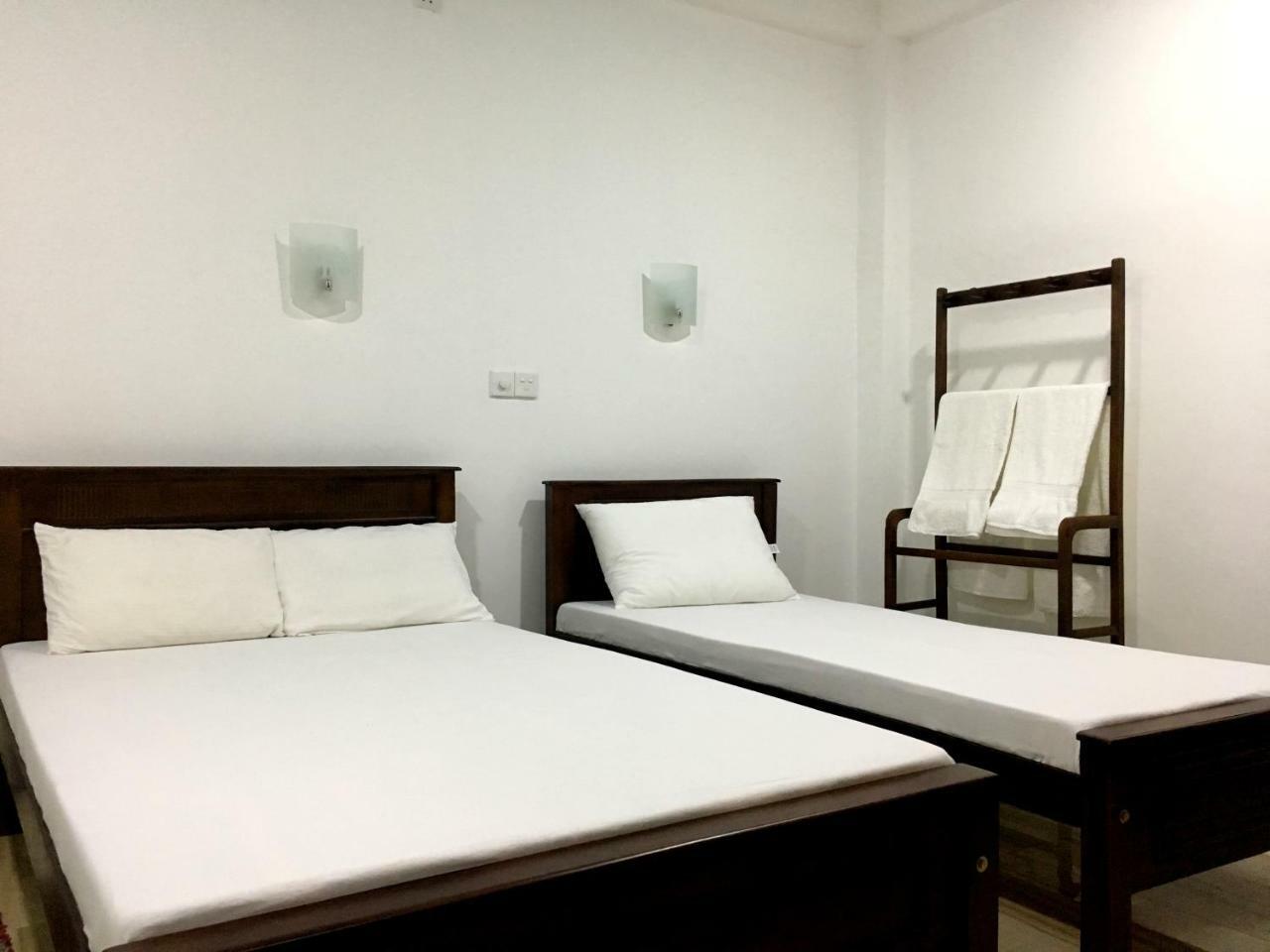 Anthony Guesthouse Hikkaduwa Exterior photo